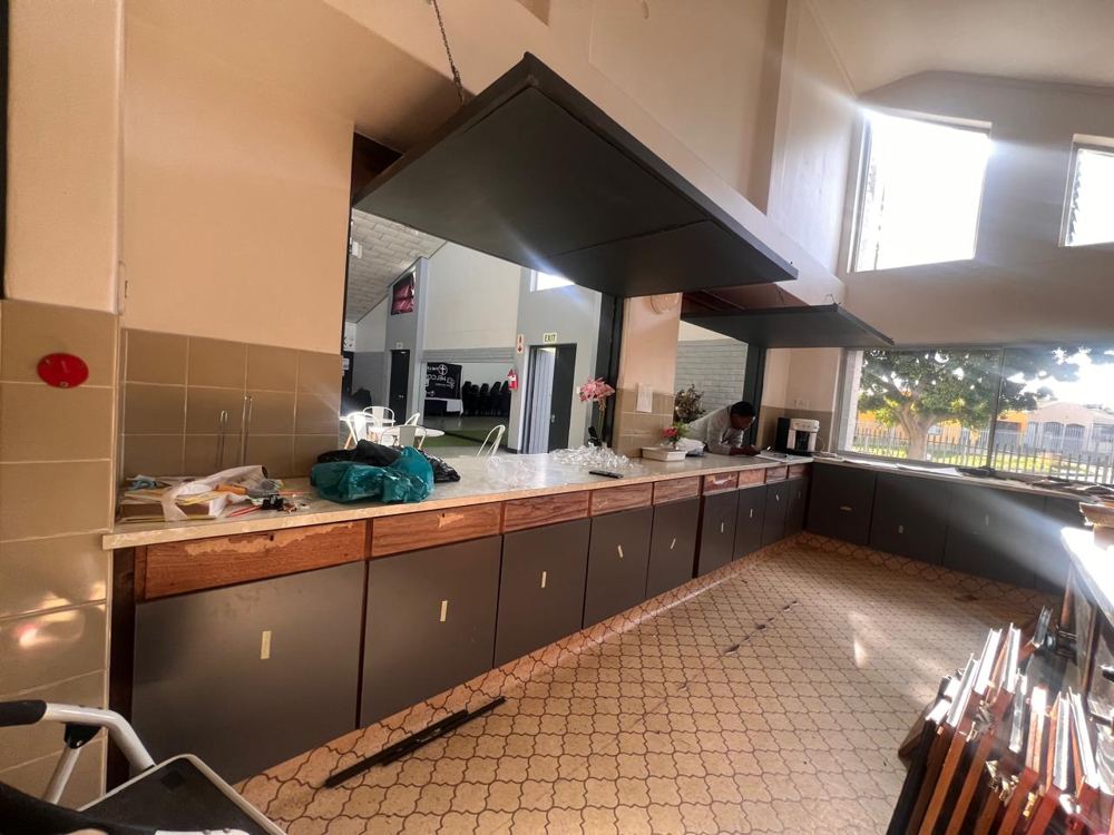 Kitchen and serving counter